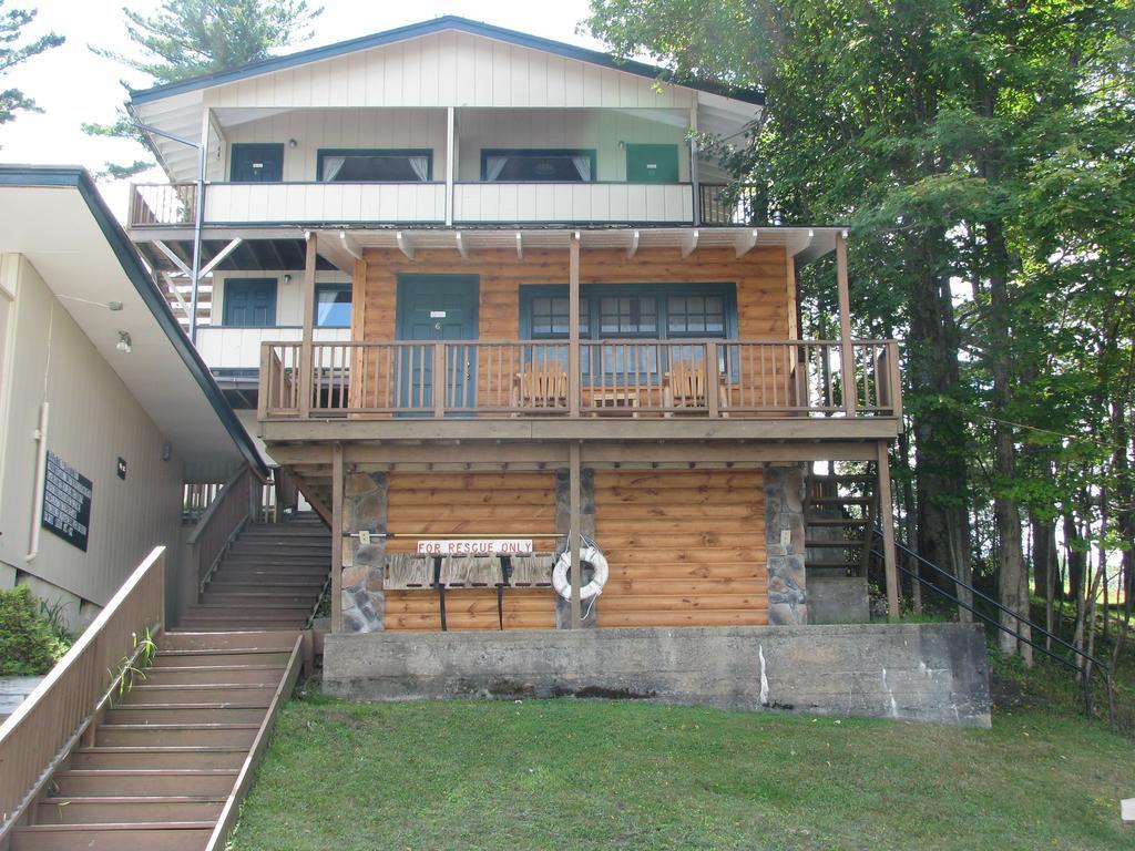Pine Knoll Hotel Lakeside Lodge&Cabin Old Forge Esterno foto