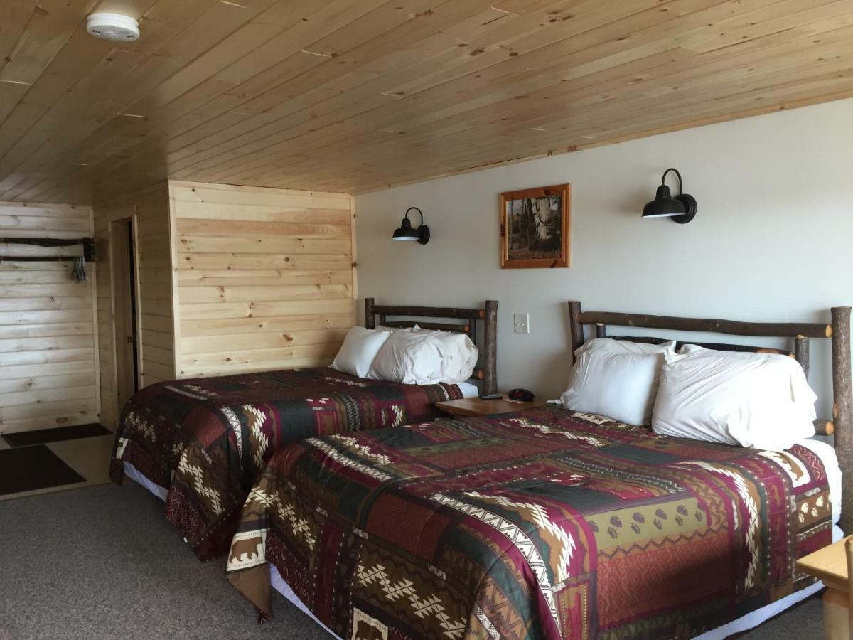 Pine Knoll Hotel Lakeside Lodge&Cabin Old Forge Esterno foto