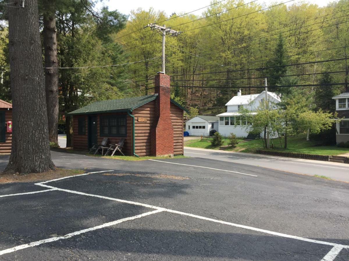 Pine Knoll Hotel Lakeside Lodge&Cabin Old Forge Esterno foto