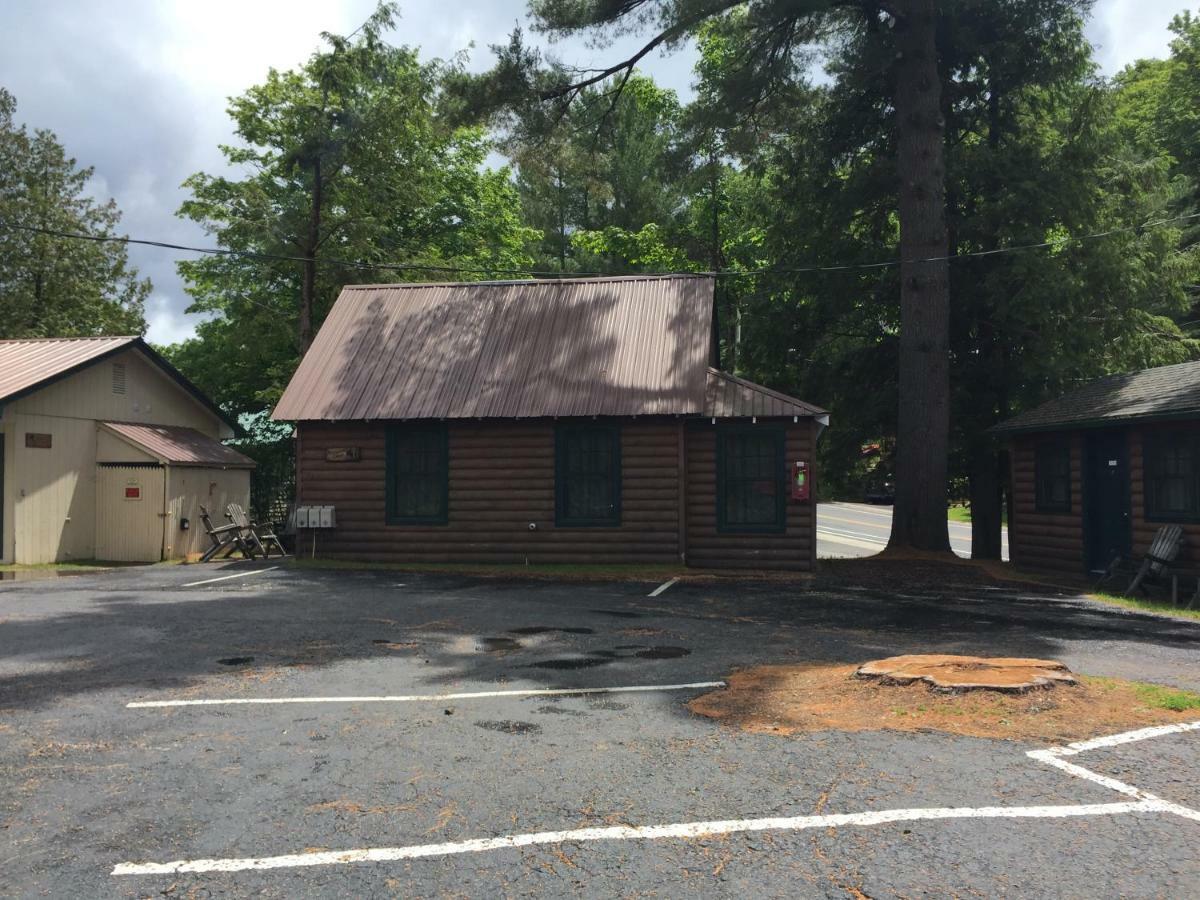 Pine Knoll Hotel Lakeside Lodge&Cabin Old Forge Esterno foto