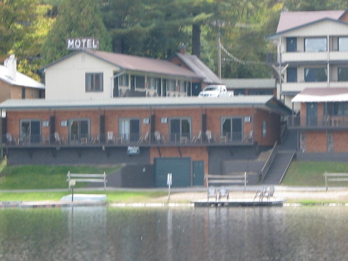 Pine Knoll Hotel Lakeside Lodge&Cabin Old Forge Esterno foto